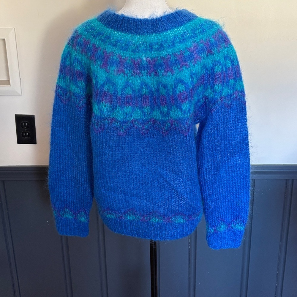 Icelandic Mohair/Wool Sweater. Size Small - Picture 6 of 10